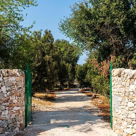 Trulli Salsapariglia By Perle Di Puglia * Putignano